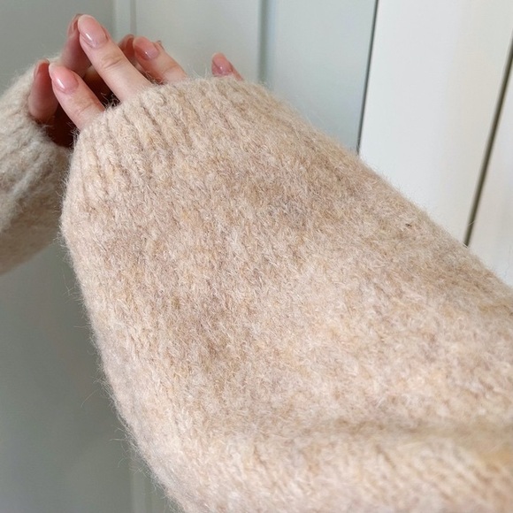 V-neck sweater with colorful yarn wool 30% - Picture 4 of 4